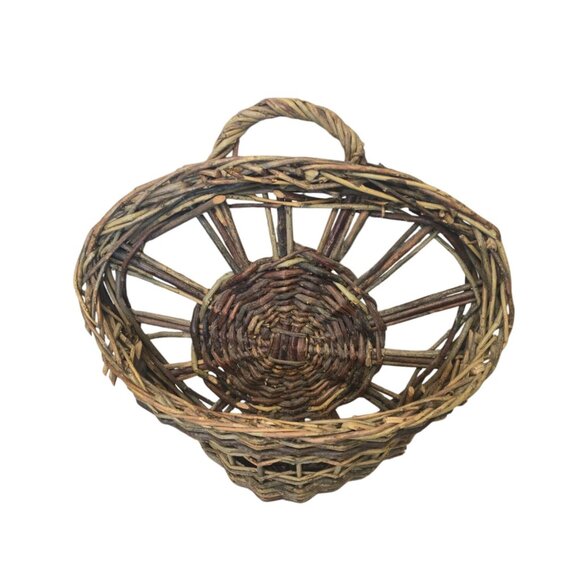 Vintage Wicker Wall Pocket Basket with Sunburst Design Hanging Willow Basket - Picture 3 of 12